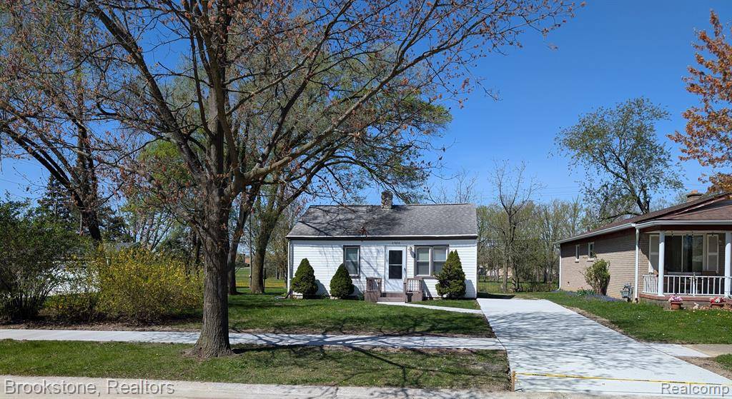 25890 Maywood Street, Woodhaven, MI 48183 4439
