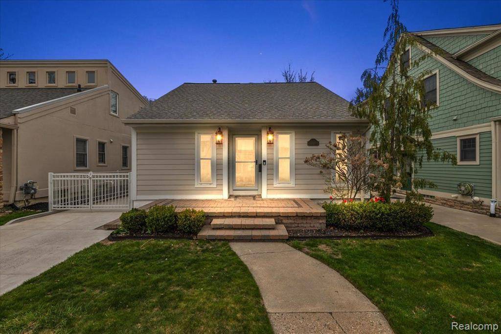 1627 HOLLAND Street, Birmingham, MI 48009 6855