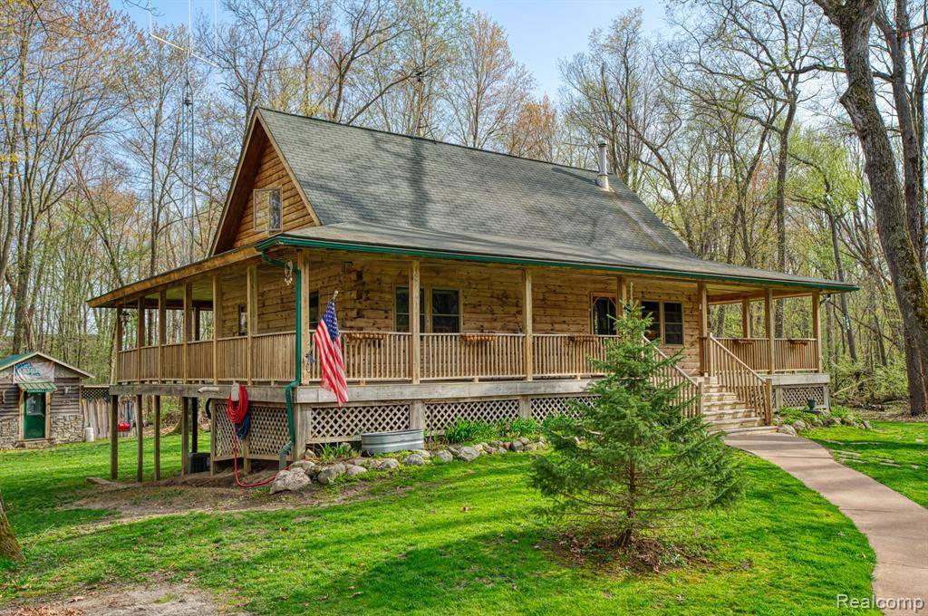 7989 LOVEJOY Road, Byron, MI 48418 9647