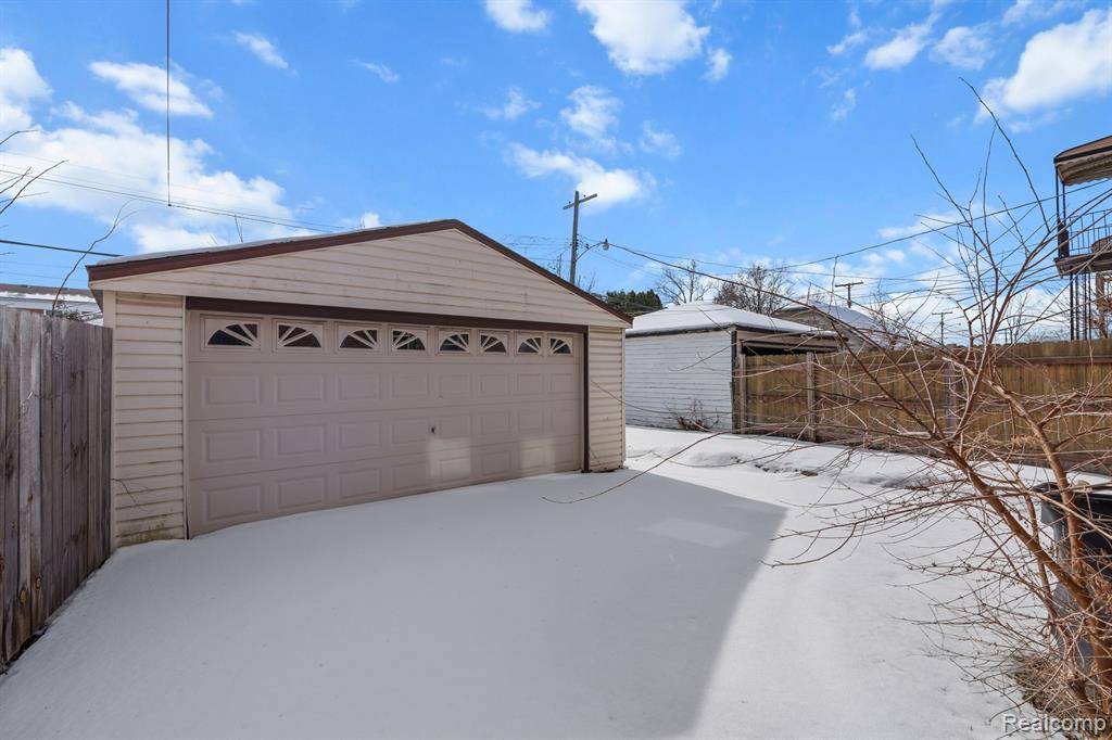 Detroit, MI 48238 3219,3747 TYLER Street