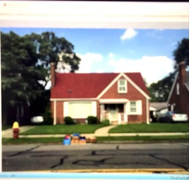 18452 HUBBELL Street, Detroit, MI 48235 2752