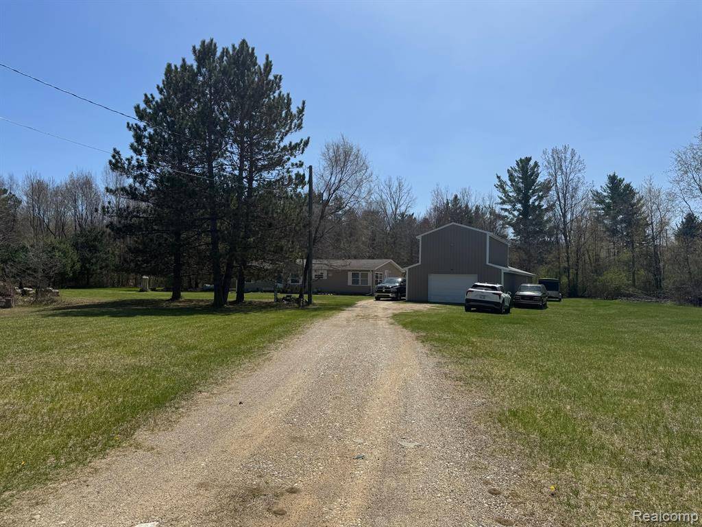 Caro, MI 48723 9027,1400 E DAYTON Road