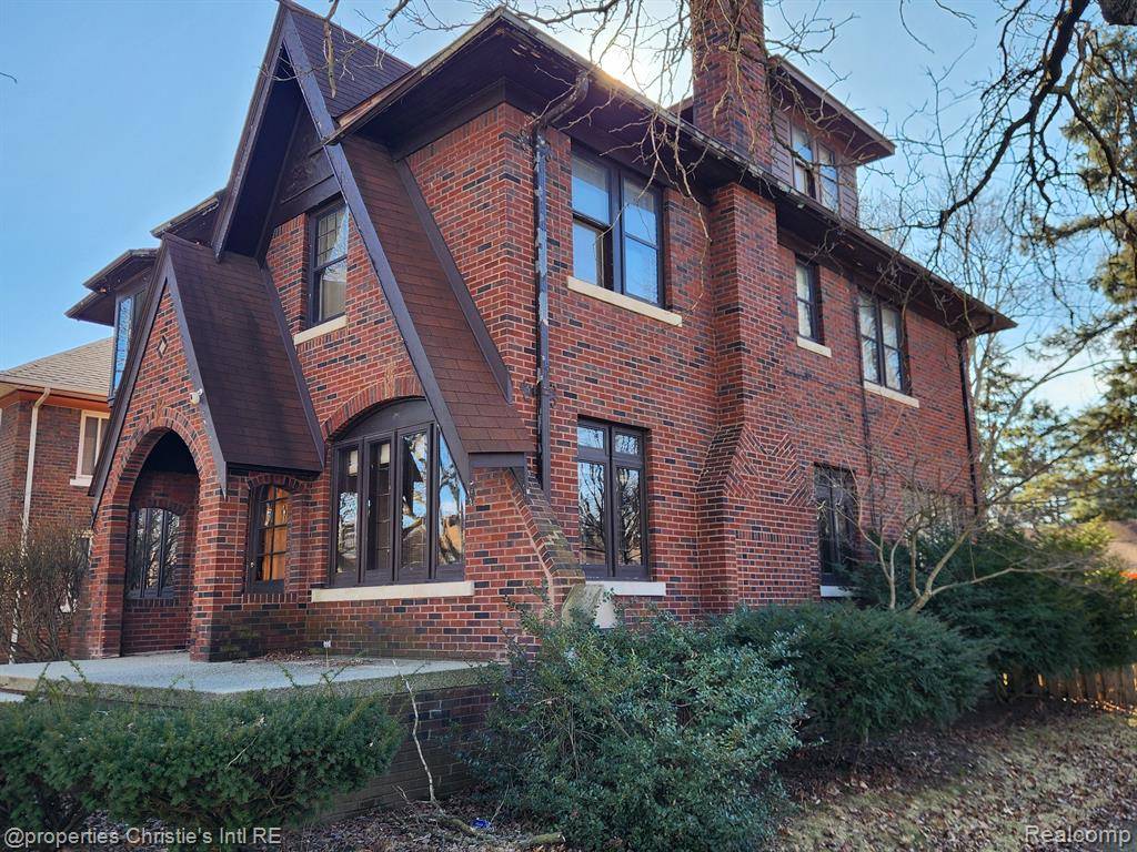 15775 ROSEMONT Avenue, Detroit, MI 48223 1329