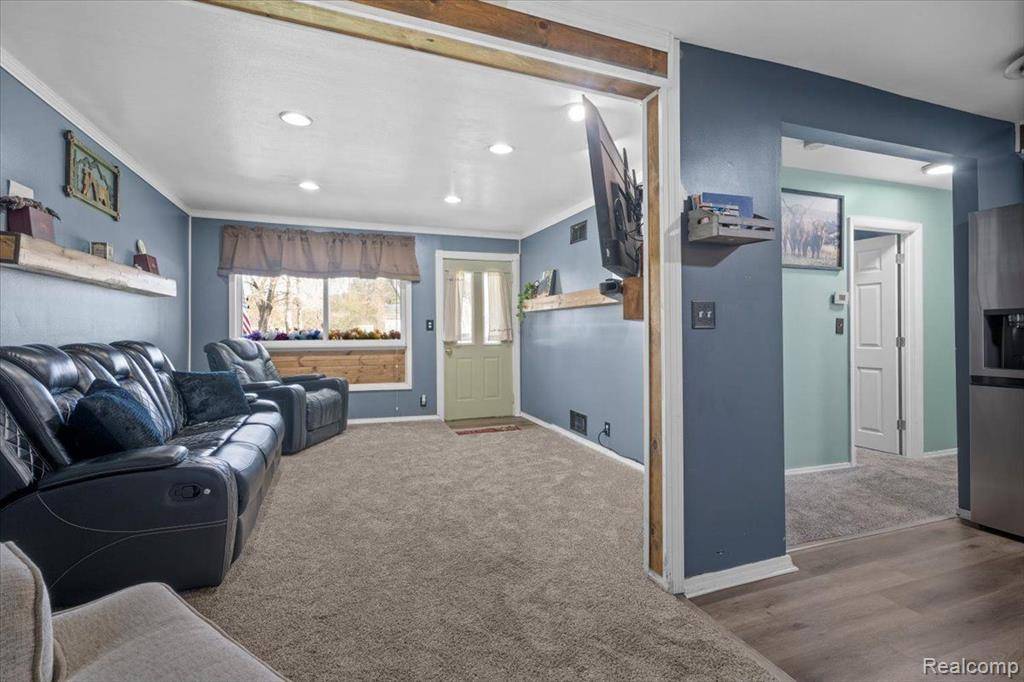 Clarkston, MI 48346 2633,7003 TAPPON Drive