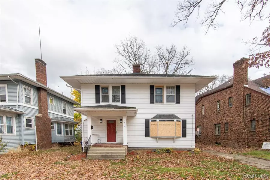 1636 N GRAND TRAVERSE Street, Flint, MI 48503 1182