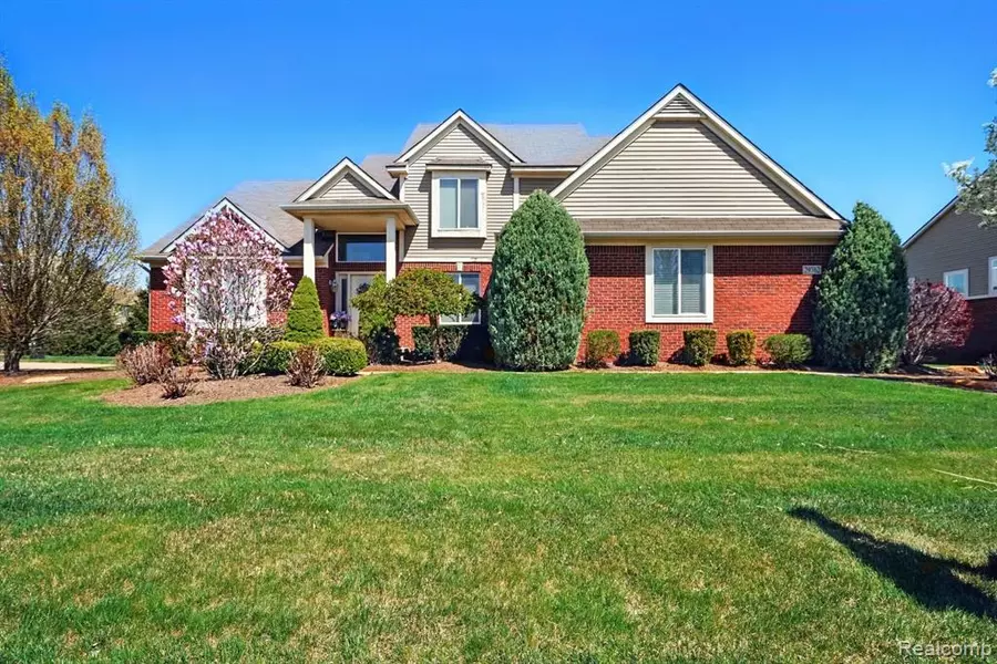 29762 MAGNOLIA Drive, New Hudson, MI 48165 9496