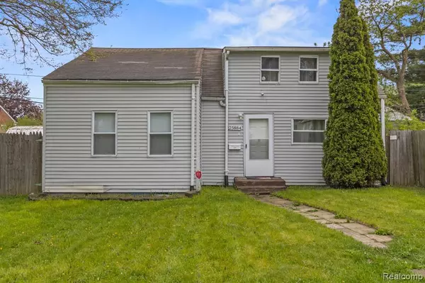 25884 LEACH Street, Roseville, MI 48066 3669