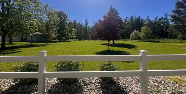 0 Shoreline Drive, Houghton Lake, MI 48629 8815
