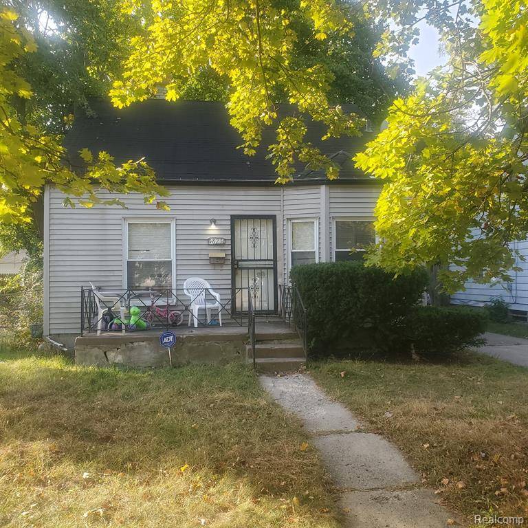 18231 PEMBROKE Avenue, Detroit, MI 48219 2109