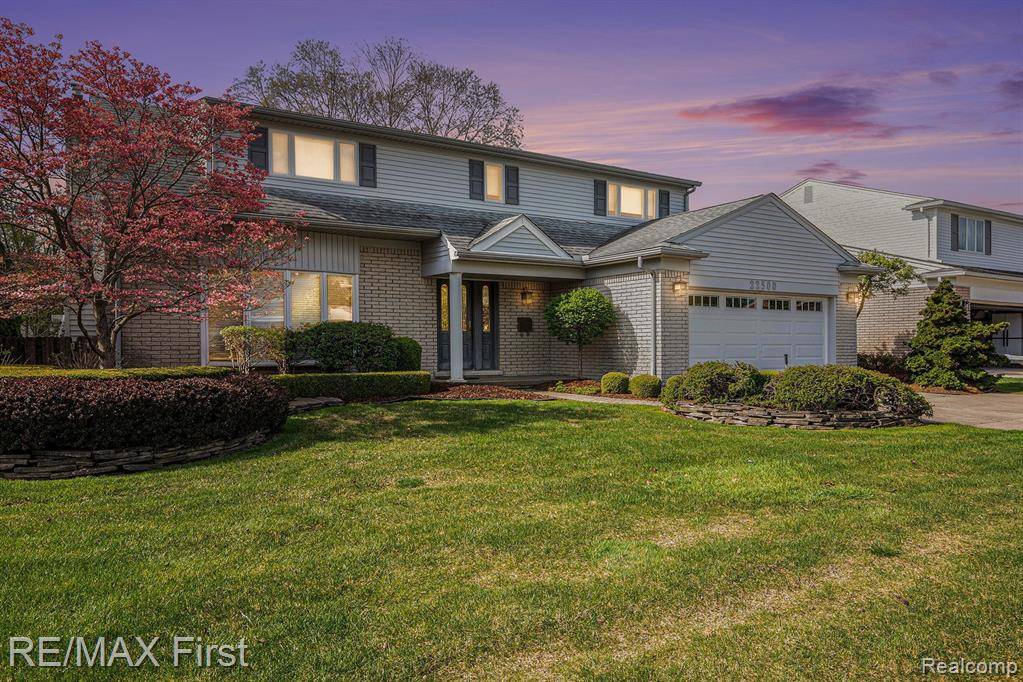 22500 LAVON Street, Saint Clair Shores, MI 48081 2076