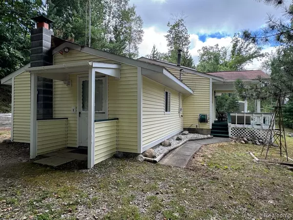 Rose City, MI 48654 9601,5940 Oak Rd Road