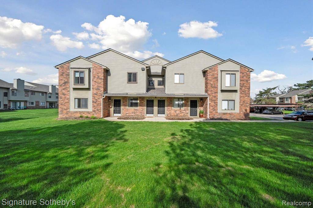 21920 INDIAN CREEK Drive, Farmington Hills, MI 48335 5538