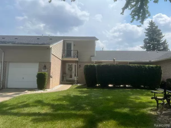 17540 EDWARD Circle, Clinton Township, MI 48038 1711