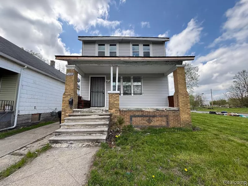 17233 FENELON Street, Hamtramck, MI 48212 1253