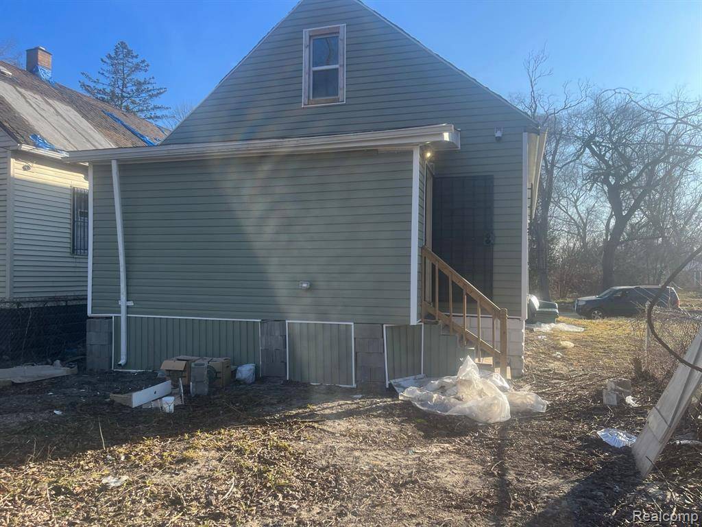 Hamtramck, MI 48212 1252,17333 FENELON Street