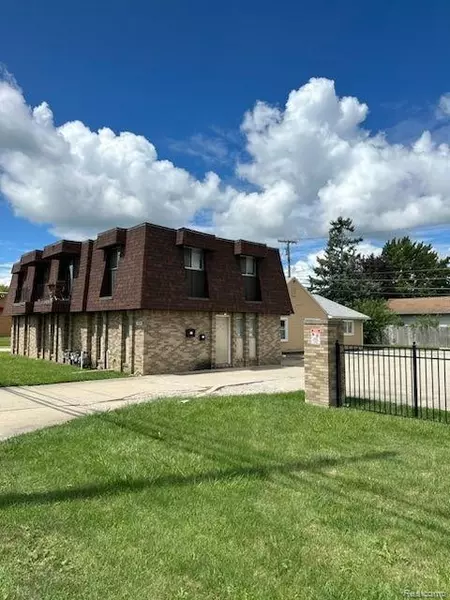 1724 S CUSTER Road, Monroe, MI 48161 3501