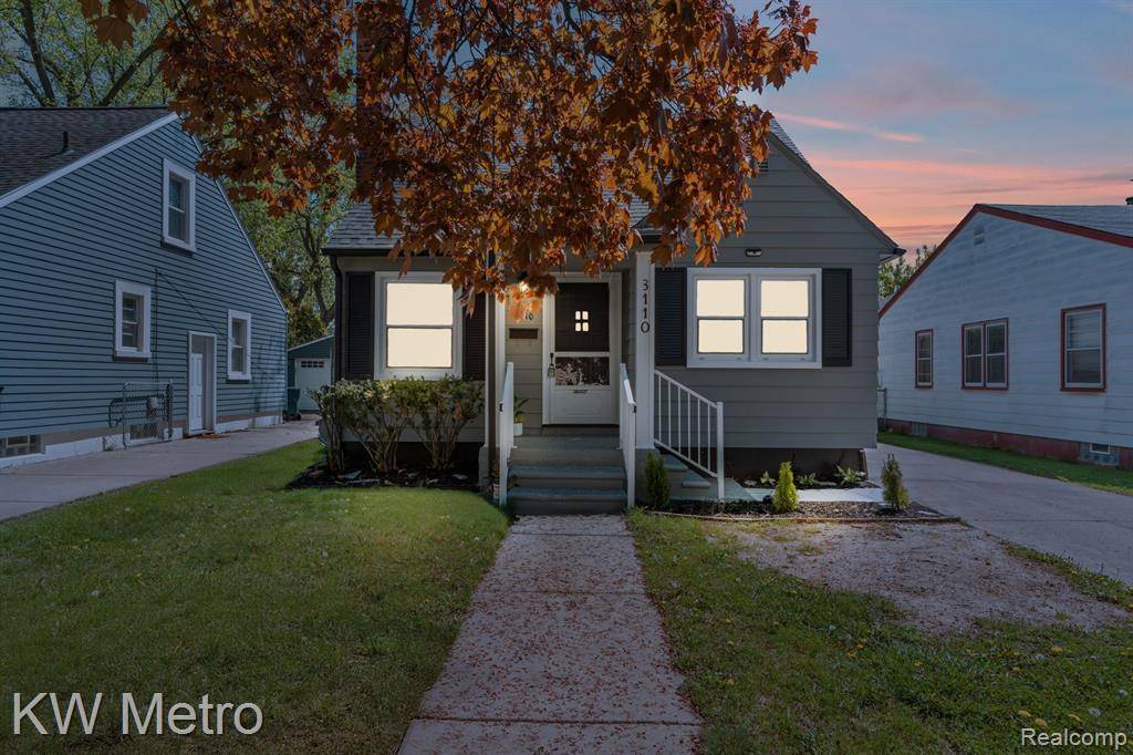 Berkley, MI 48072 3112,3110 Ellwood Avenue