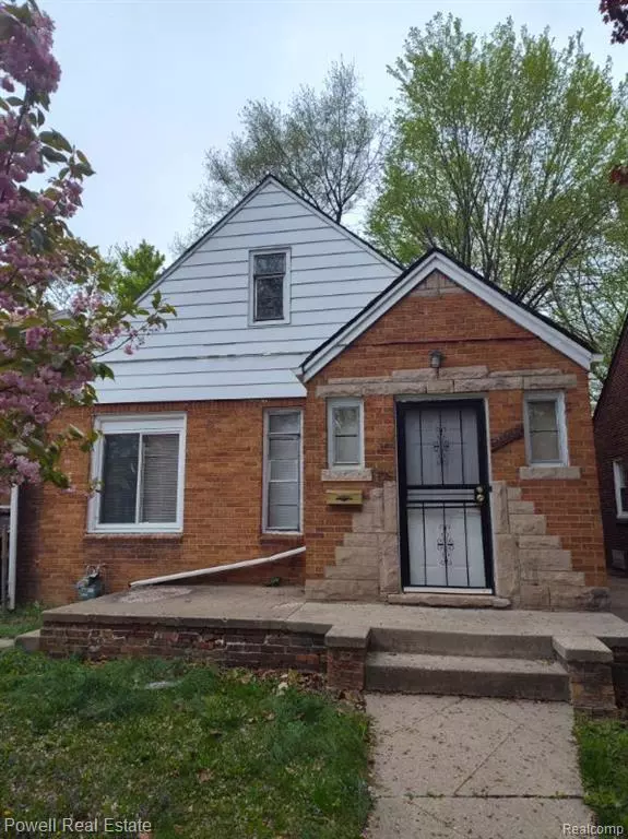 11025 LAKEPOINTE Street, Detroit, MI 48224 1768