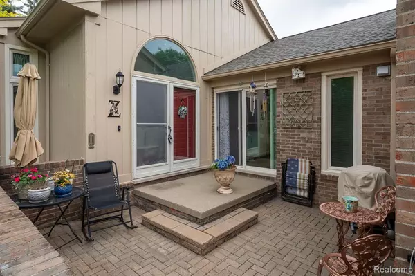 Clinton Township, MI 48038 2771,16467 Congress Drive
