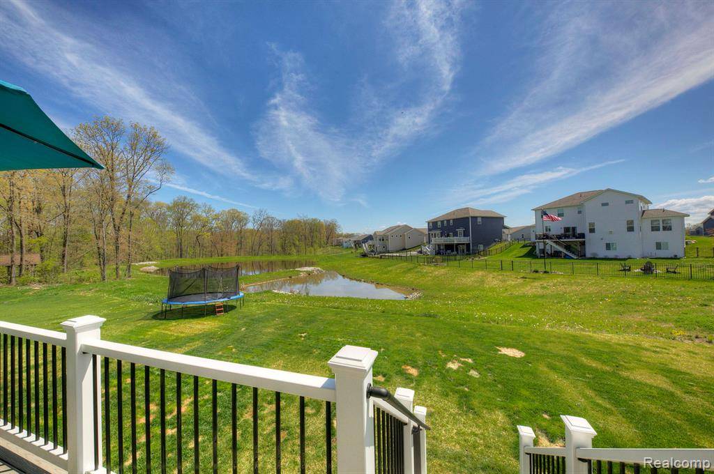 Howell, MI 48843 5802,2091 DABATE Drive