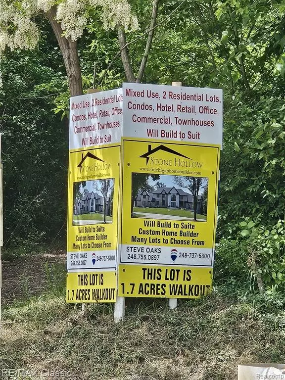 Milford, MI 48381 1538,815 N MILFORD Road