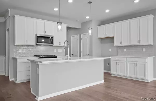 Clarkston, MI 48346 1761,4076 NOTTINGHAM Circle