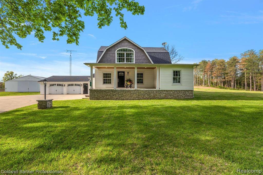 Lapeer, MI 48446 8338,2591 E NORWAY LAKE Road