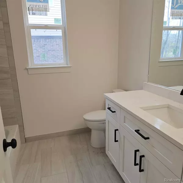 Macomb, MI 48042,50009 MUSTANG Drive