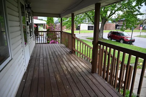 Lincoln Park, MI 48146 1518,1010 FORT PARK Boulevard