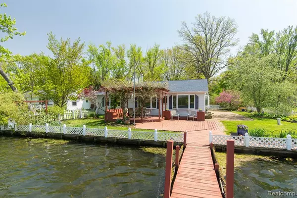 Reading, MI 49274 9542,5303 LAKE Road