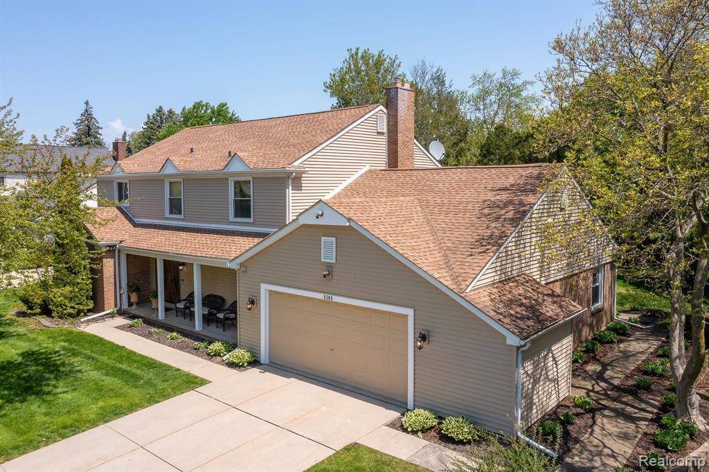 Bloomfield Hills, MI 48302 2559,5389 Vincennes Drive