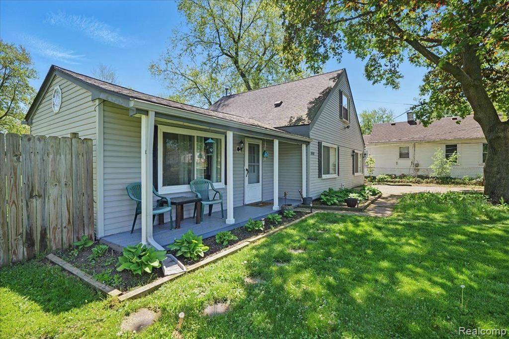 Waterford, MI 48328 1629,1840 Manse Road