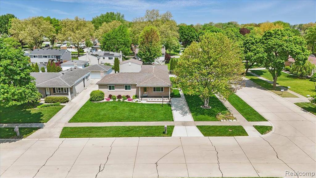 Sterling Heights, MI 48313 4311,14657 ALPENA Drive