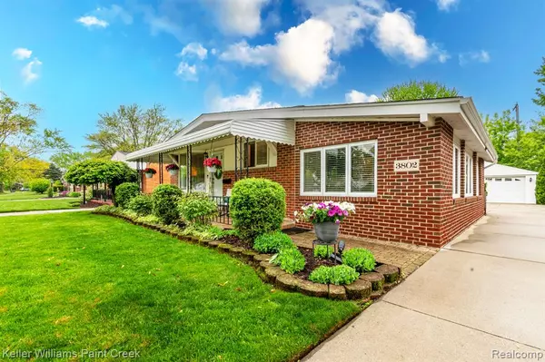 Royal Oak, MI 48073 2281,3802 EDGELAND Avenue