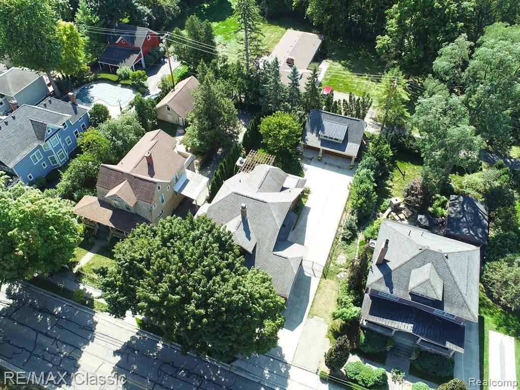 Plymouth, MI 48170 1100,1177 PENNIMAN Avenue