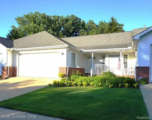 1016 CURZON Street, Howell, MI 48843 4177