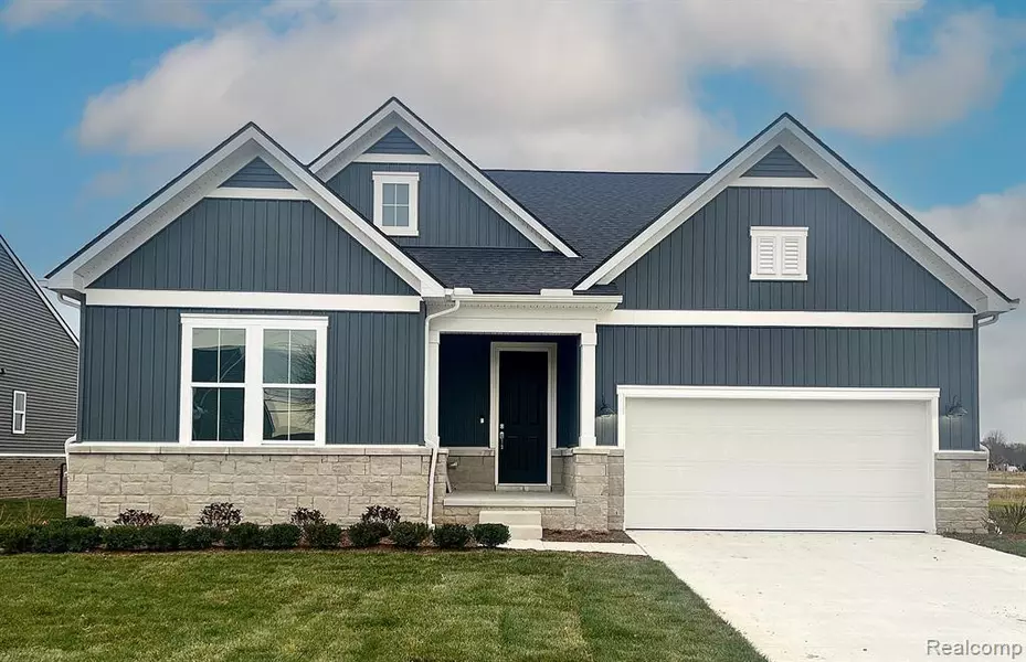 20488 West Kilburn Drive, Macomb, MI 48044