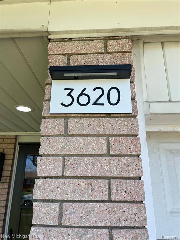 Sterling Heights, MI 48310 6133,3620 GRIGG Drive