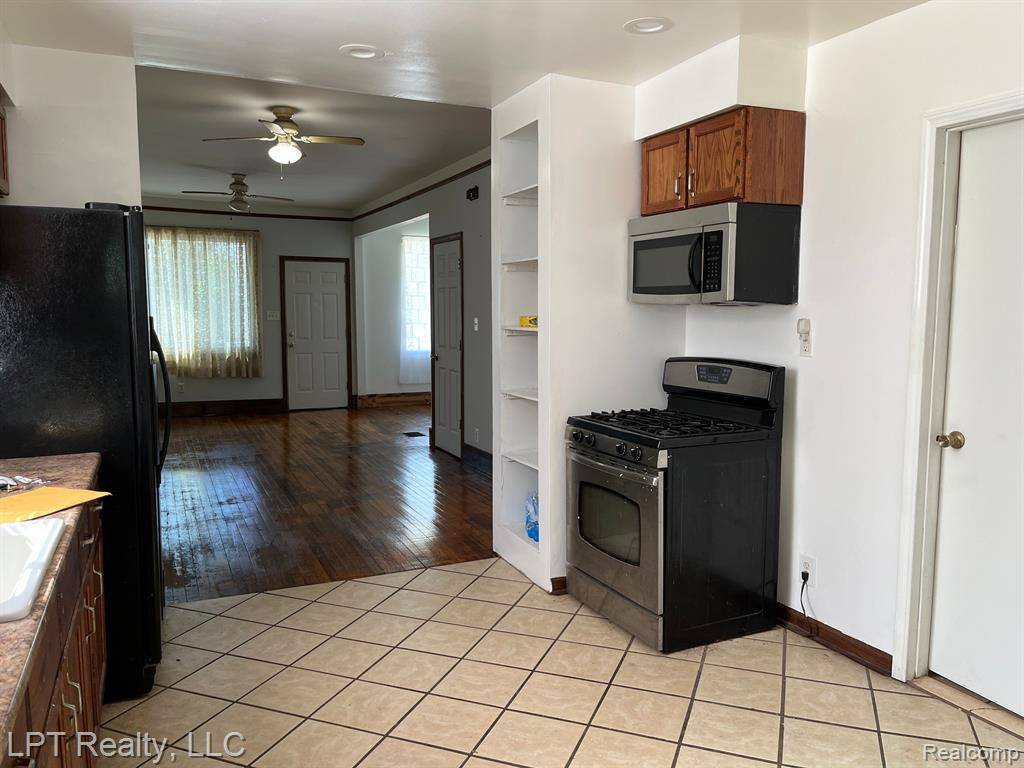 Hamtramck, MI 48212 3114,5606 HAROLD Street