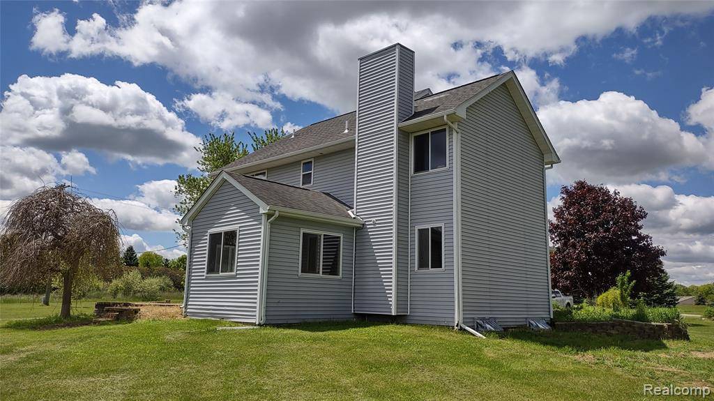 North Branch, MI 48461 8875,2920 OAK GROVE Road