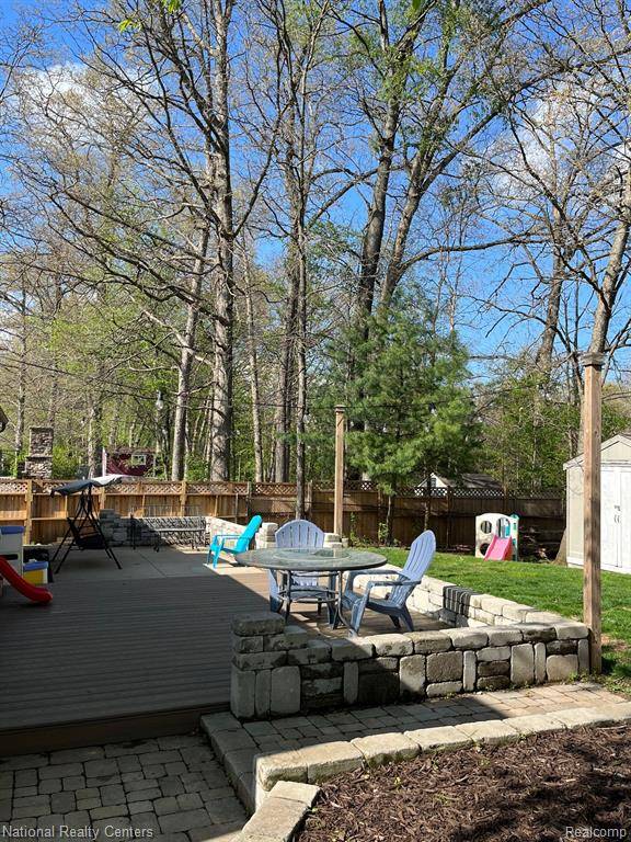 Brighton, MI 48116 1767,1041 FAIRWAY TRAILS Drive