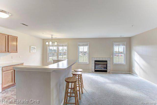Auburn Hills, MI 48326,3986 Forester Boulevard