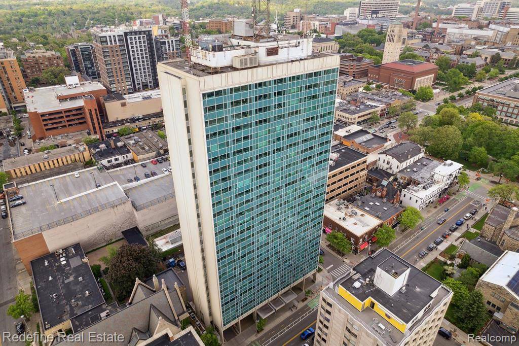 Ann Arbor, MI 48104 2426,555 E William Street