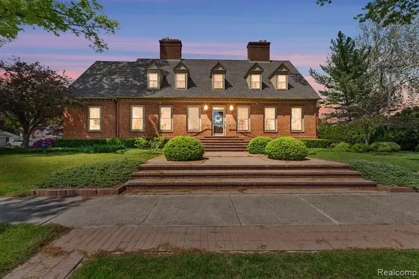 17440 MIDWAY Avenue, Allen Park, MI 48101 1287