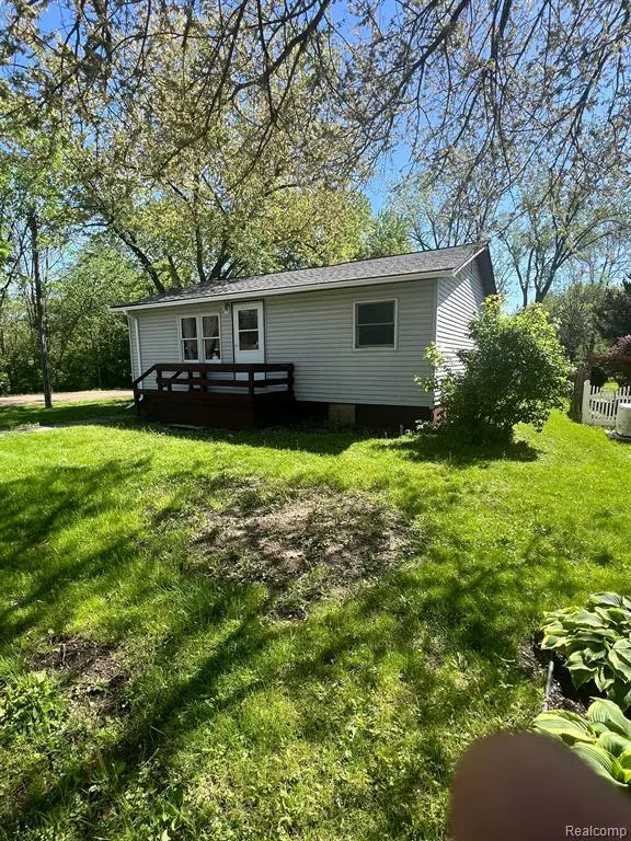 Burton, MI 48529 1018,3183 S TERM Street