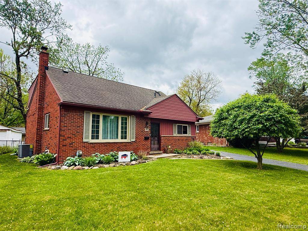 992 KEY WEST Drive, Clawson, MI 48017 1725