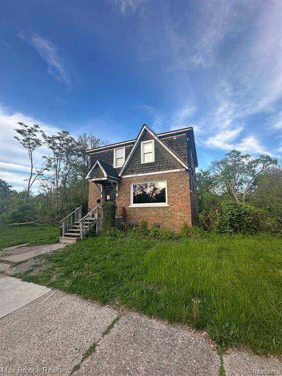 17532 RUSSELL Street, Highland Park, MI 48203 2306