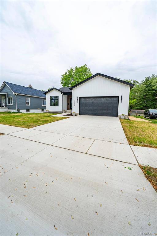 Flat Rock, MI 48134 1218,26015 E HURON RIVER Drive