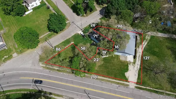 Flint, MI 48503 3605,713 FENTON Road