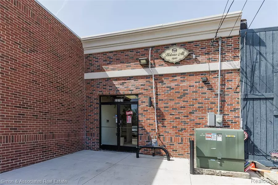 22727 Michigan Avenue, Dearborn, MI 48124 2005